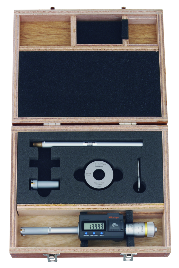 Digital 3-Point Internal Micrometer Set 12-20mm, Interchange. Head IP65, 468-972