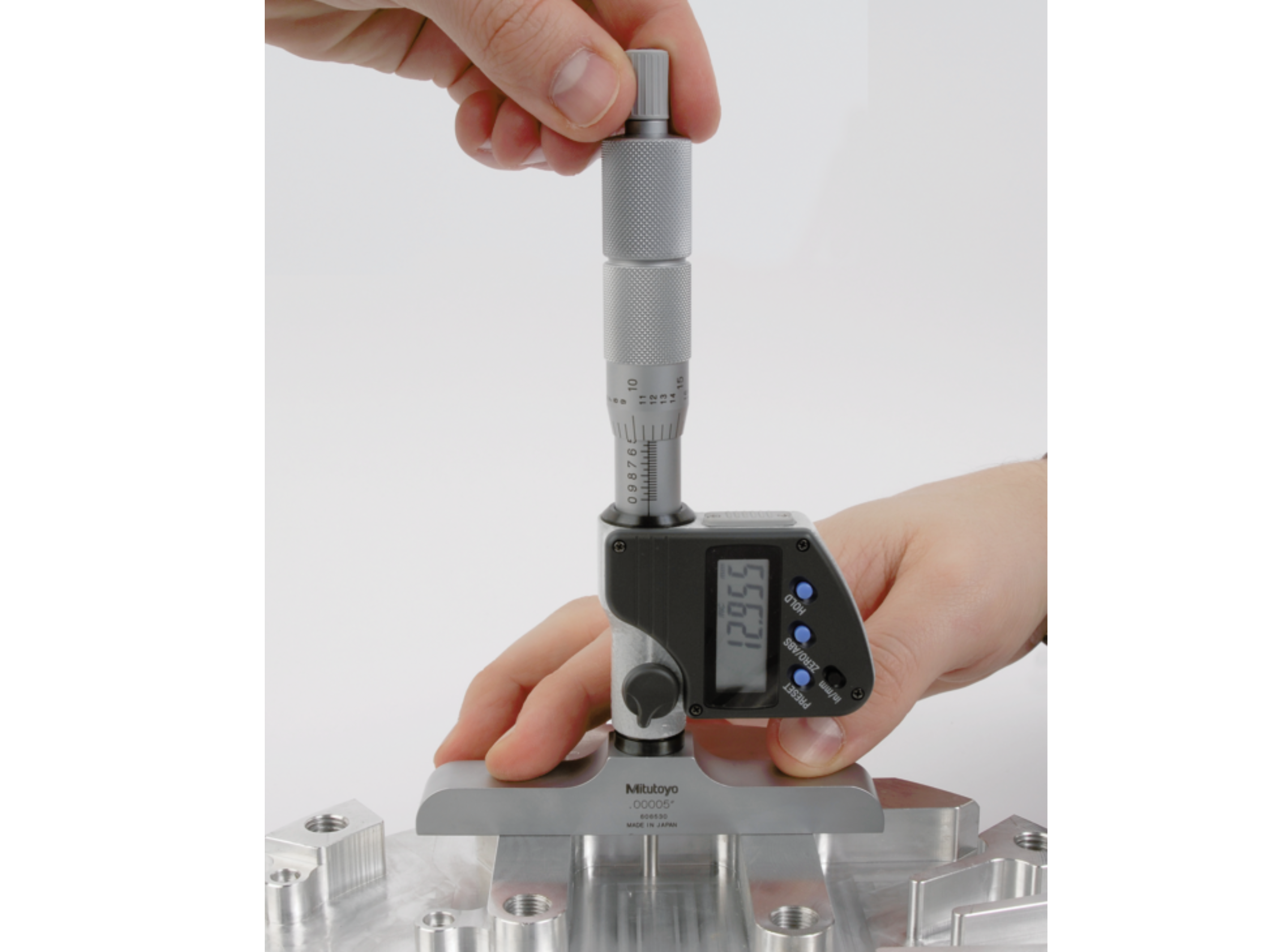 Digital Depth Micrometer 0-150mm (0-6") 4" Base 329-350-30
