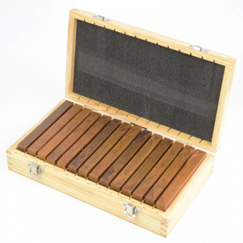 MHC 10 pairs Model No. 637-7959 Parallel: Accuracy 0.005mm. Width and length 10x150mm Range 14 to 32mm by 2mm in wooden case